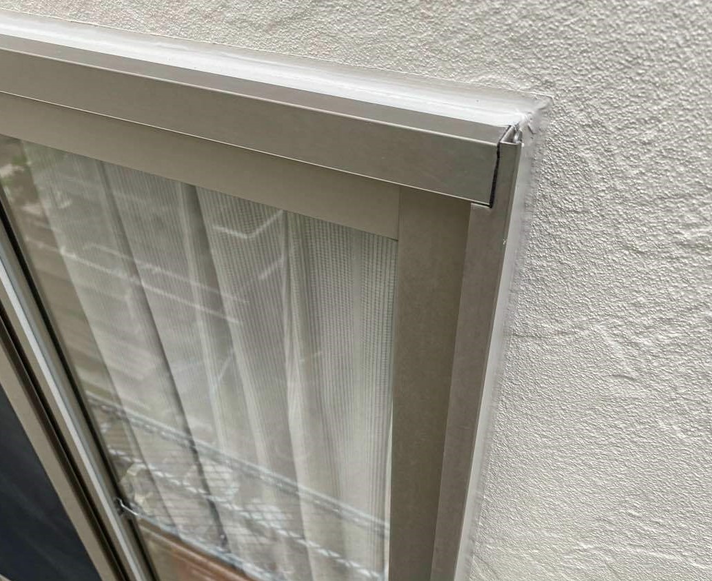 サッシ コーキング