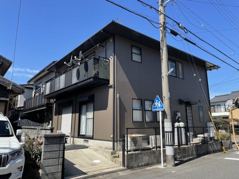 【西尾市H様邸】パーフェクトトップで外壁塗装、セミフロンルーフで屋根塗装を行いました！