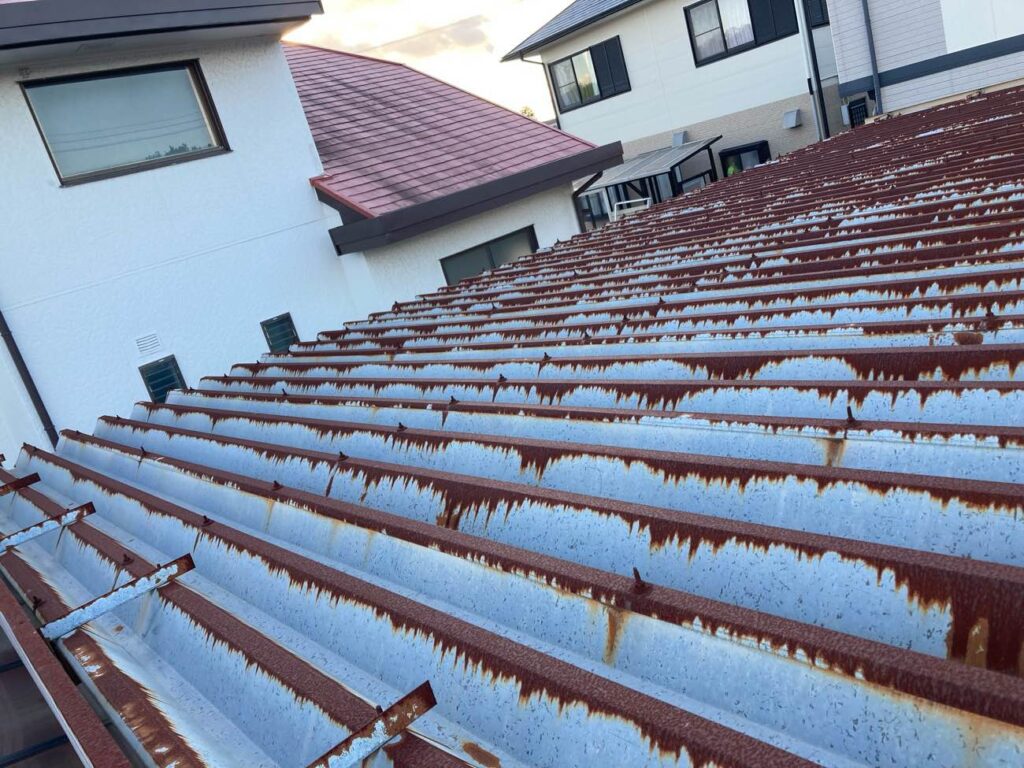 お家の外壁・屋根だけじゃない！カーポートの塗装についてご紹介！