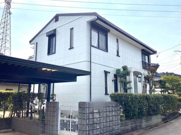 【岡崎市H様邸】セミフロンスーパーアクアⅡで外壁塗装、スーパーガルテクトで屋根カバー工事を行いました！