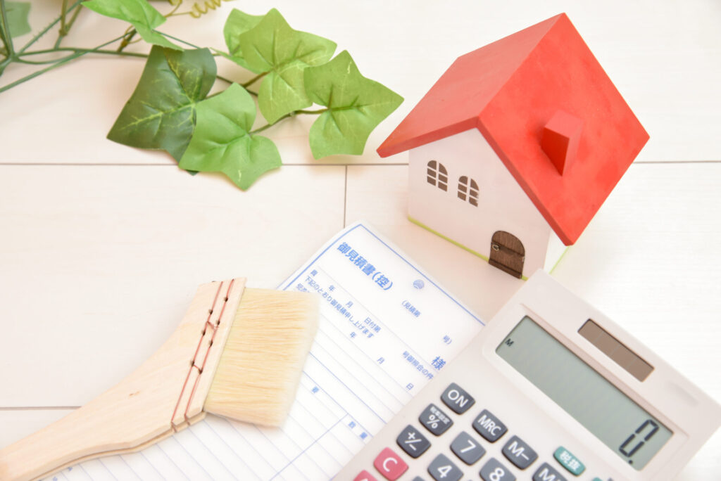 外壁塗装と屋根塗装の価格相場はどのくらい？見積もりや注意点も解説